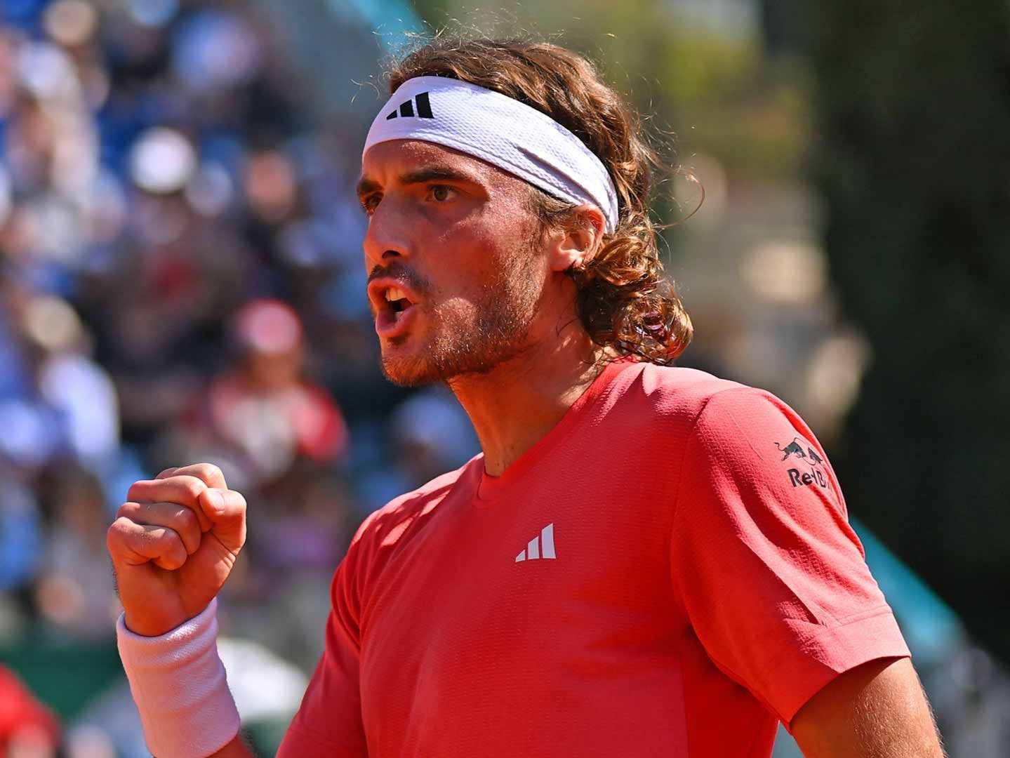 Циципас разочарова домакините в Барселона и отстрани 2-кратен ATP клей шампион в здрава битка